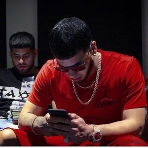 Meet your Posher, Jonathan